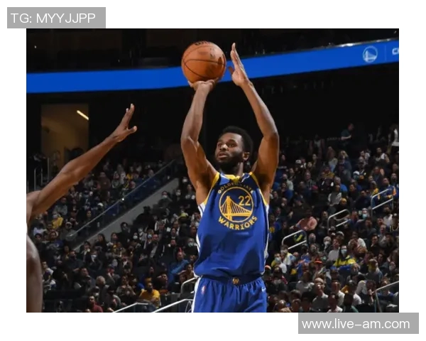 维金斯上半场表现抢眼9投4中斩获10分未用计算器展现实力